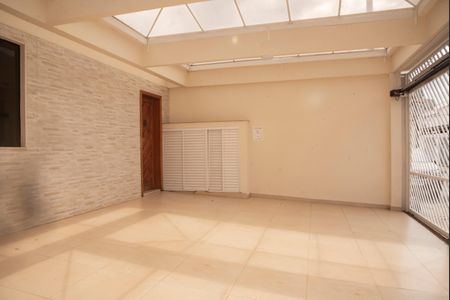 Casa para alugar com 245m², 4 quartos e 3 vagasGaragem