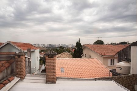 Casa para alugar com 245m², 4 quartos e 3 vagasVista da Suíte 2