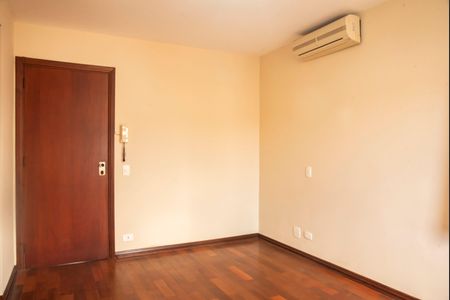 Casa para alugar com 245m², 4 quartos e 3 vagasSuíte 1