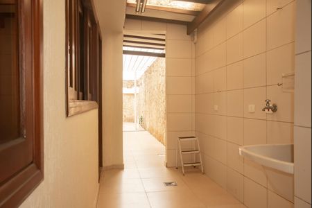 Casa para alugar com 245m², 4 quartos e 3 vagasÁrea de Serviço