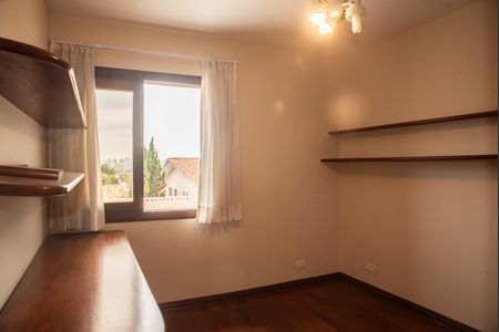 Casa para alugar com 245m², 4 quartos e 3 vagasSuíte 3