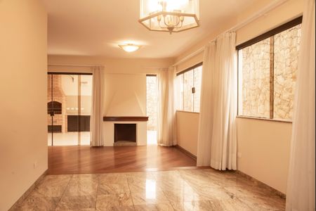 Sala de Jantar de casa para alugar com 4 quartos, 245m² em Planalto Paulista, São Paulo