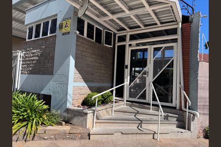 Apartamento para alugar com 57m², 2 quartos e 1 vaga Apartamento para alugar com 57m², 2 quartos e 1 vagaFachada