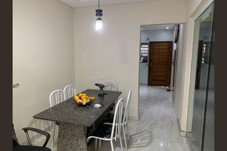 Casa à venda com 4 quartos, 260m² em Swiss Park, Campinas
