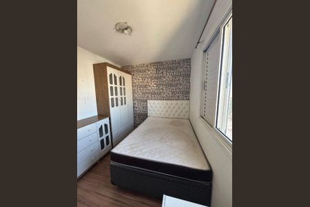 Apartamento à venda com 3 quartos, 62m² em Piraporinha, Diadema