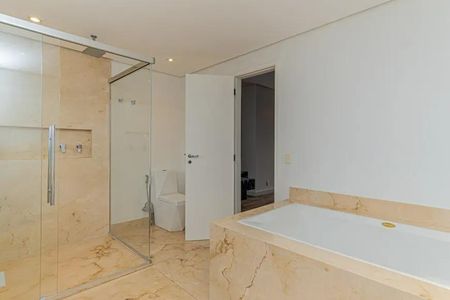 Apartamento à venda com 352m², 4 quartos e 5 vagas