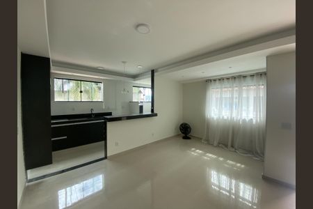 Casa à venda com 4 quartos, 220m² em Pechincha, Rio de Janeiro