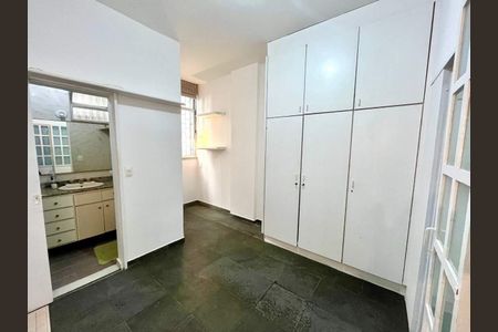 Apartamento à venda com 29m², 1 quarto e sem vaga