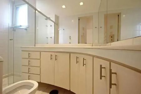 Apartamento à venda com 3 quartos, 140m² em Vila Madalena, São Paulo