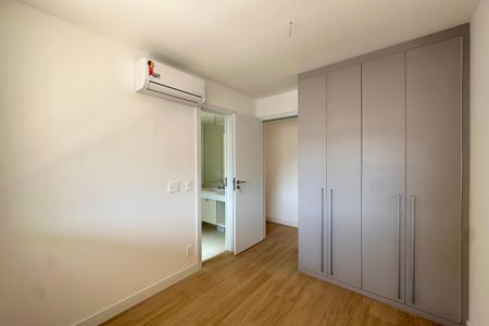 Apartamento à venda com 109m², 3 quartos e 2 vagas Apartamento à venda com 109m², 3 quartos e 2 vagasQuarto 1 - Suite
