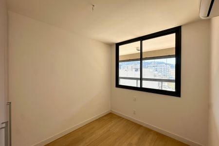 Apartamento à venda com 109m², 3 quartos e 2 vagas Apartamento à venda com 109m², 3 quartos e 2 vagasQuarto 1 - Suite