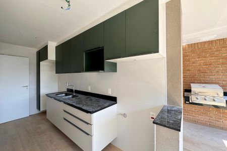 Apartamento à venda com 109m², 3 quartos e 2 vagas Apartamento à venda com 109m², 3 quartos e 2 vagasCozinha