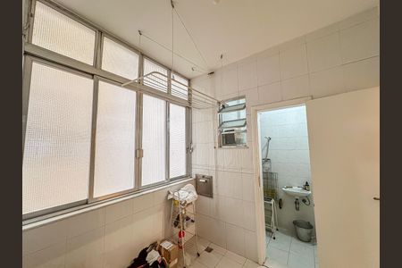 Apartamento à venda com 200m², 4 quartos e 1 vagaÁrea de Serviço