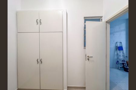 Apartamento à venda com 200m², 4 quartos e 1 vagaÁrea de Serviço