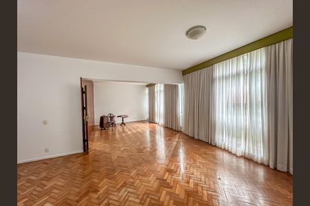 Apartamento à venda com 200m², 4 quartos e 1 vagaSala