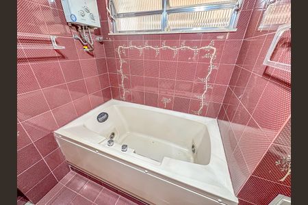 Apartamento à venda com 200m², 4 quartos e 1 vagaBanheiro da Suíte