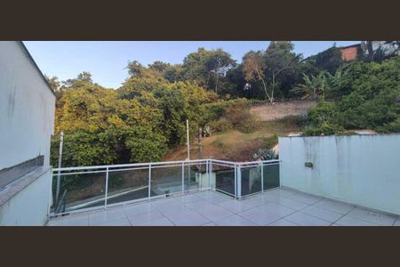 Casa à venda com 2 quartos, 150m² em Piratininga, Niterói