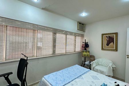 Apartamento à venda com 215m², 3 quartos e 2 vagasQuarto 01