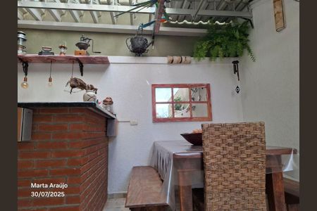 Casa à venda com 3 quartos, 190m² em Ferreira, São Paulo