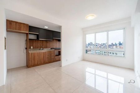 Apartamento à venda com 2 quartos, 57m² em Santa Cecília, Porto Alegre