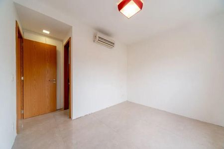 Apartamento à venda com 2 quartos, 57m² em Santa Cecília, Porto Alegre