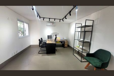 Casa à venda com 4 quartos, 230m² em Água Branca, São Paulo