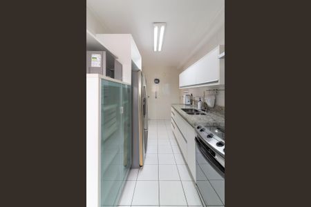 Apartamento para alugar com 116m², 4 quartos e 2 vagas Apartamento para alugar com 116m², 4 quartos e 2 vagasCozinha