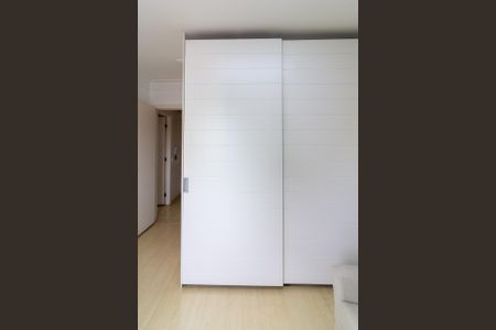 Apartamento para alugar com 116m², 4 quartos e 2 vagas Apartamento para alugar com 116m², 4 quartos e 2 vagasQuarto 2