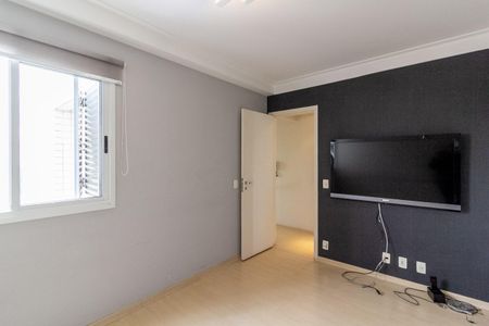 Apartamento para alugar com 116m², 4 quartos e 2 vagas Apartamento para alugar com 116m², 4 quartos e 2 vagasQuarto 3