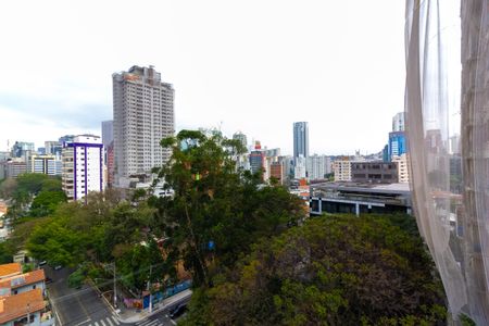 Apartamento para alugar com 116m², 4 quartos e 2 vagas Apartamento para alugar com 116m², 4 quartos e 2 vagasVaranda vista