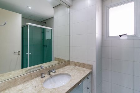 Apartamento para alugar com 116m², 4 quartos e 2 vagas Apartamento para alugar com 116m², 4 quartos e 2 vagasBanheiro Social