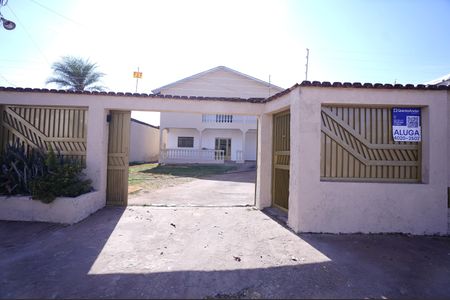 Casa para alugar com 360m², 5 quartos e 7 vagas Casa para alugar com 360m², 5 quartos e 7 vagasFachada