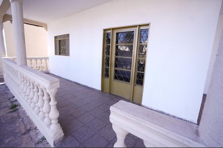 Casa para alugar com 360m², 5 quartos e 7 vagas Casa para alugar com 360m², 5 quartos e 7 vagasVaranda da Sala