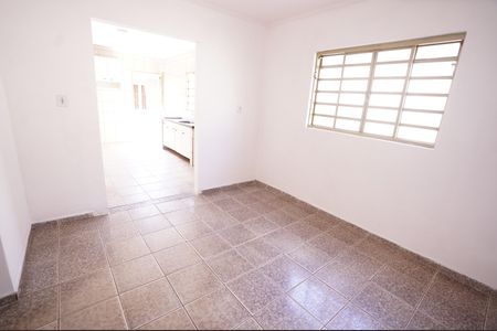 Casa para alugar com 360m², 5 quartos e 7 vagas Casa para alugar com 360m², 5 quartos e 7 vagasCopa