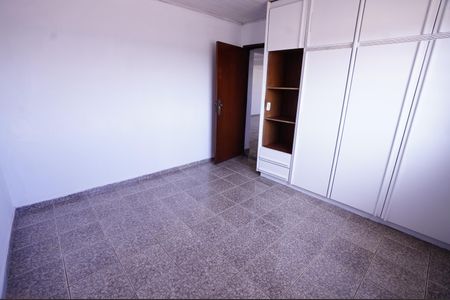 Casa para alugar com 360m², 5 quartos e 7 vagas Casa para alugar com 360m², 5 quartos e 7 vagasQuarto 3