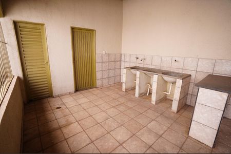 Área de Serviço de casa para alugar com 3 quartos, 360m² em Jardim Europa, Goiânia