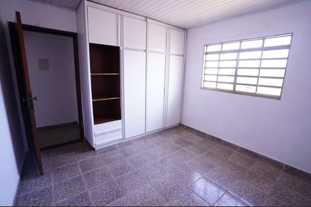 Casa para alugar com 360m², 5 quartos e 7 vagas Casa para alugar com 360m², 5 quartos e 7 vagasQuarto 3