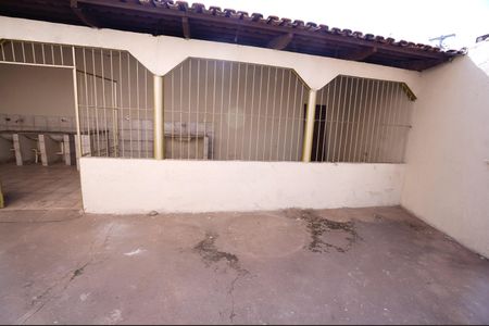 Casa para alugar com 360m², 5 quartos e 7 vagas Casa para alugar com 360m², 5 quartos e 7 vagasÁrea Externa
