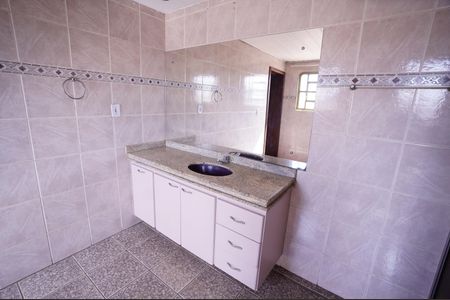 Casa para alugar com 360m², 5 quartos e 7 vagas Casa para alugar com 360m², 5 quartos e 7 vagasBanheiro da Suíte 2