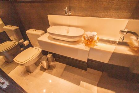 Apartamento à venda com 170m², 3 quartos e 3 vagasLavabo