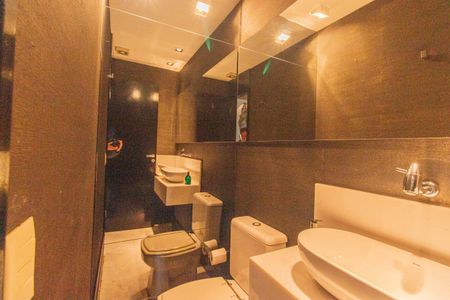 Apartamento à venda com 170m², 3 quartos e 3 vagasLavabo