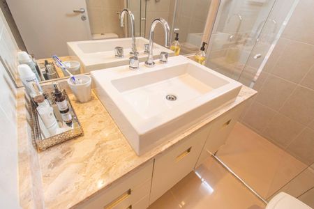 Apartamento à venda com 170m², 3 quartos e 3 vagasBanheiro