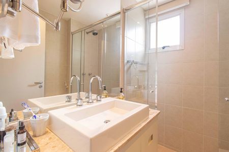 Apartamento à venda com 170m², 3 quartos e 3 vagasBanheiro