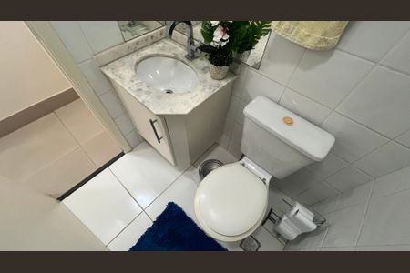 Apartamento à venda com 69m², 3 quartos e 1 vaga Apartamento à venda com 69m², 3 quartos e 1 vagaBanheiro