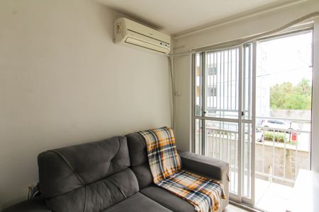 Sala de apartamento à venda com 2 quartos, 35m² em Olaria, Canoas