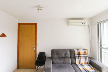 Sala de apartamento à venda com 2 quartos, 35m² em Olaria, Canoas