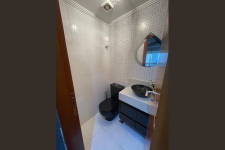 Apartamento à venda com 127m², 3 quartos e 2 vagas Apartamento à venda com 127m², 3 quartos e 2 vagasLavabo