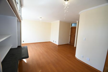 Apartamento à venda com 95m², 3 quartos e 1 vagaSala