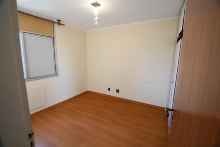 Apartamento à venda com 95m², 3 quartos e 1 vagaQuarto 2