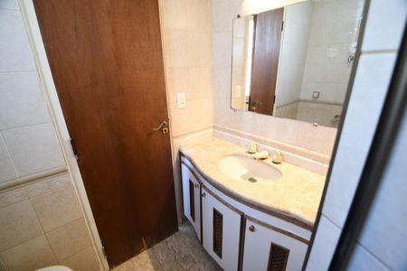 Apartamento à venda com 95m², 3 quartos e 1 vagaBanheiro da Suíte